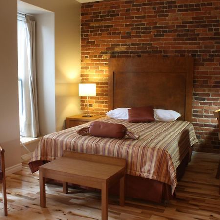 Hotel Abri Du Voyageur Montréal Buitenkant foto