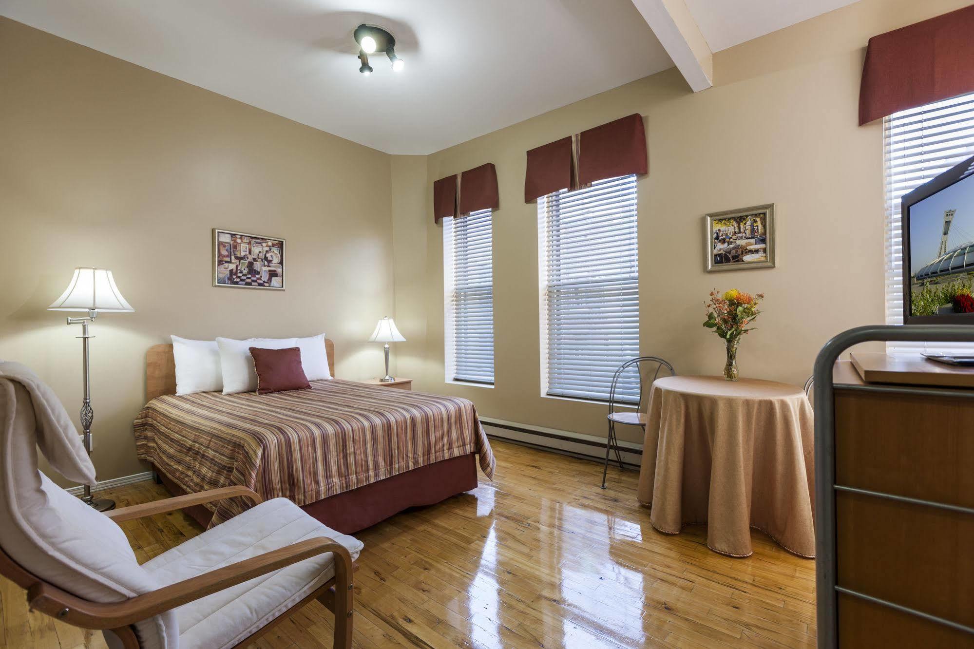 Hotel Abri Du Voyageur Montréal Buitenkant foto